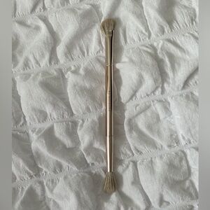 patrick ta: precision dual ended nose brush